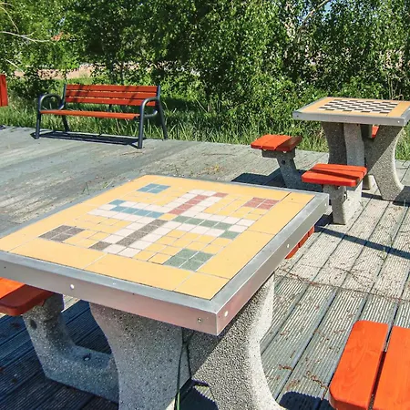 4 Bedroom Gorgeous In 新瓦尔普诺