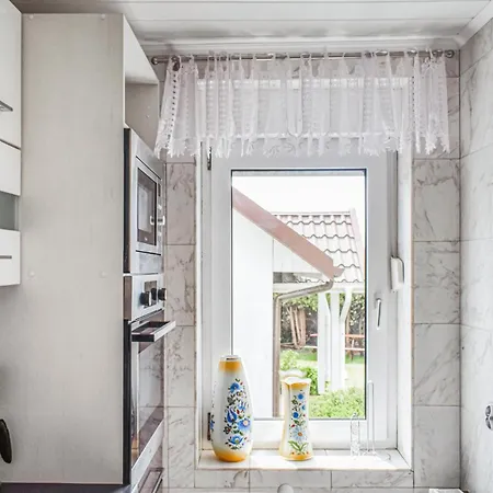 4 Bedroom Gorgeous In *