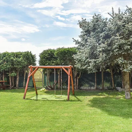 4 Bedroom Gorgeous In *