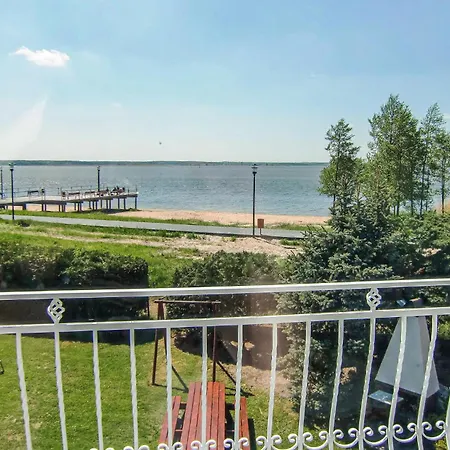 4 Bedroom Gorgeous In Dom wakacyjny