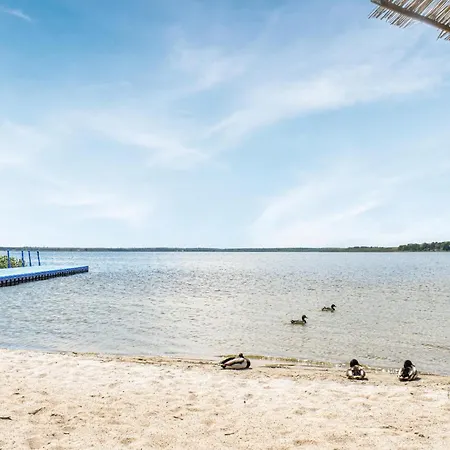 4 Bedroom Gorgeous In * Nowe Warpno