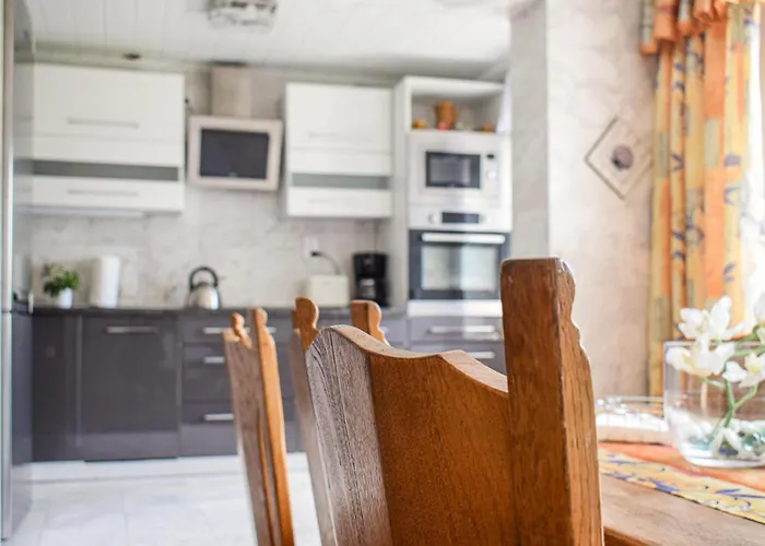 4 Bedroom Gorgeous In